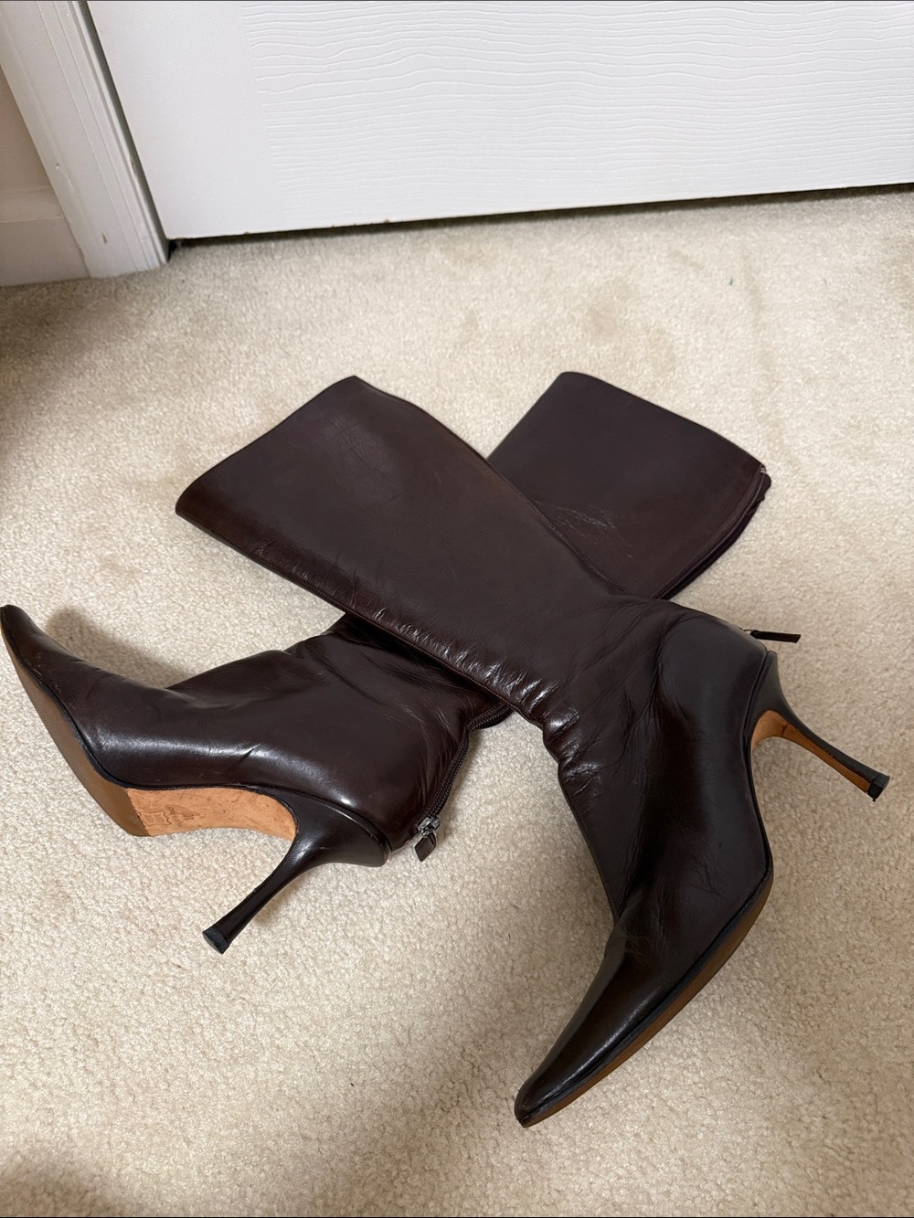 Jimmy Choo London Brown Soft Italian Leather Knee-High Stiletto Pointed Toe - Picture 8 of 9